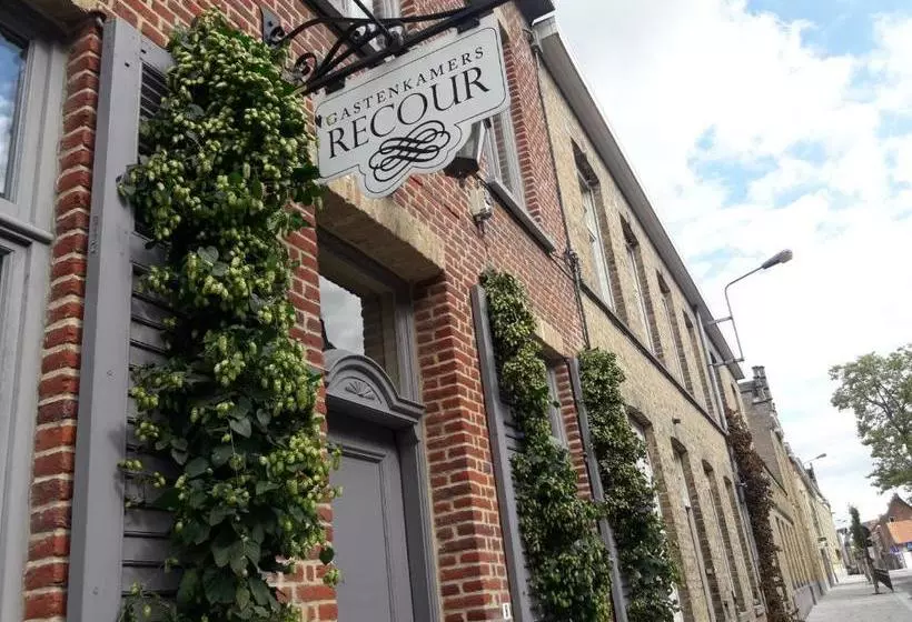 Retkeilymaja Guesthouse Recour