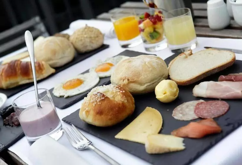 Retkeilymaja Guesthouse Recour