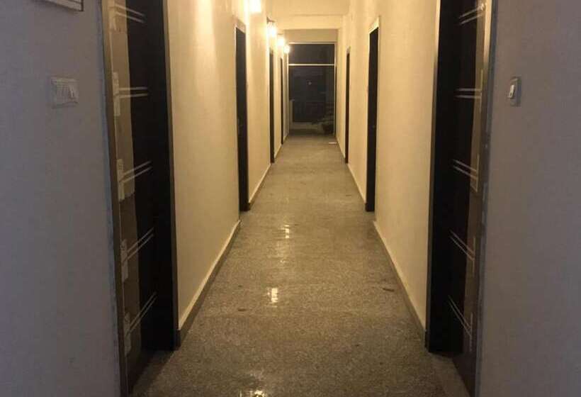 ホテル Kings Banaras