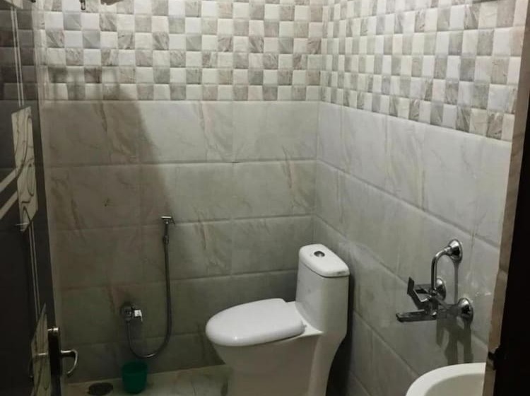 ホテル Kings Banaras