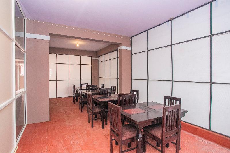 בית מלון כפרי Silverkey Executive Stays 24047 Airport