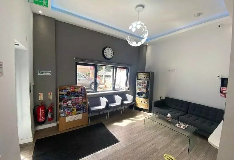 Sky Nights Hotel London Heathrow