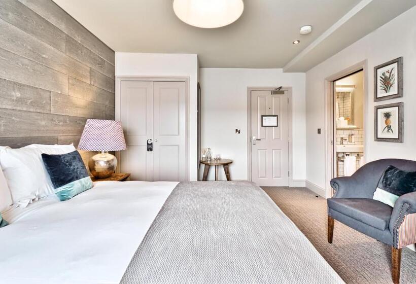 호텔 The Wellington Arms