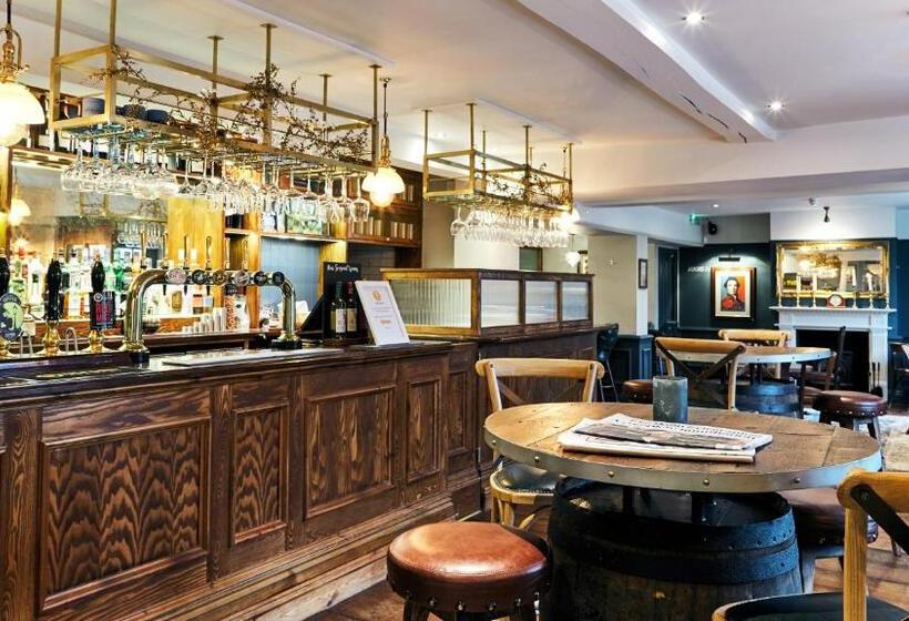 호텔 The Wellington Arms