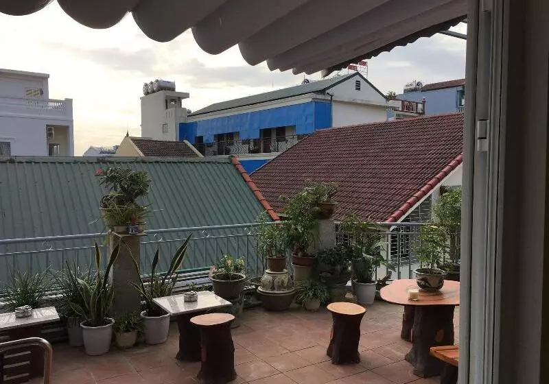 Maily Hostel
