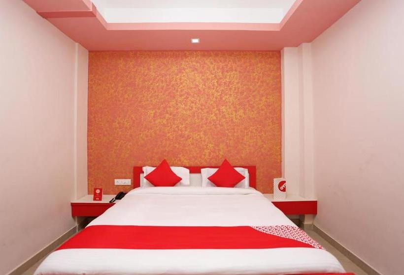 Oyo 23218 Hotel Laxmi Vridhi