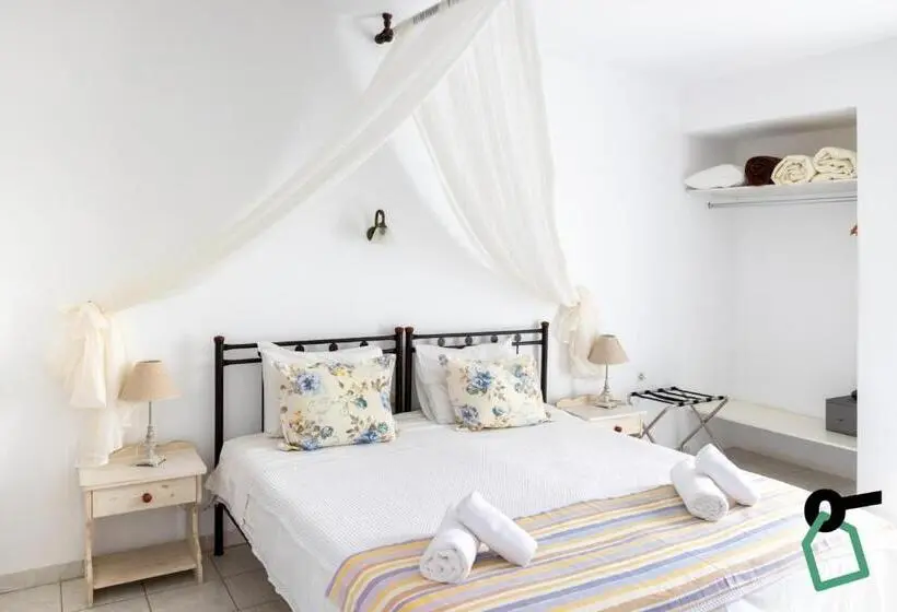 ホテル Hotiday Santorini Seafront