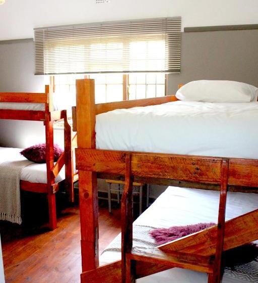 הוסטל Garden Route Stay