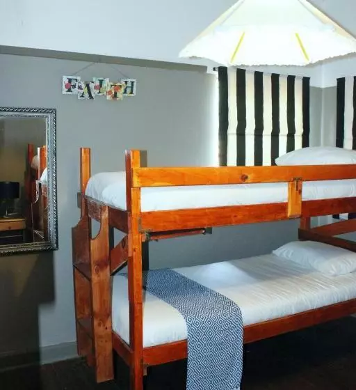 Retkeilymaja Garden Route Stay