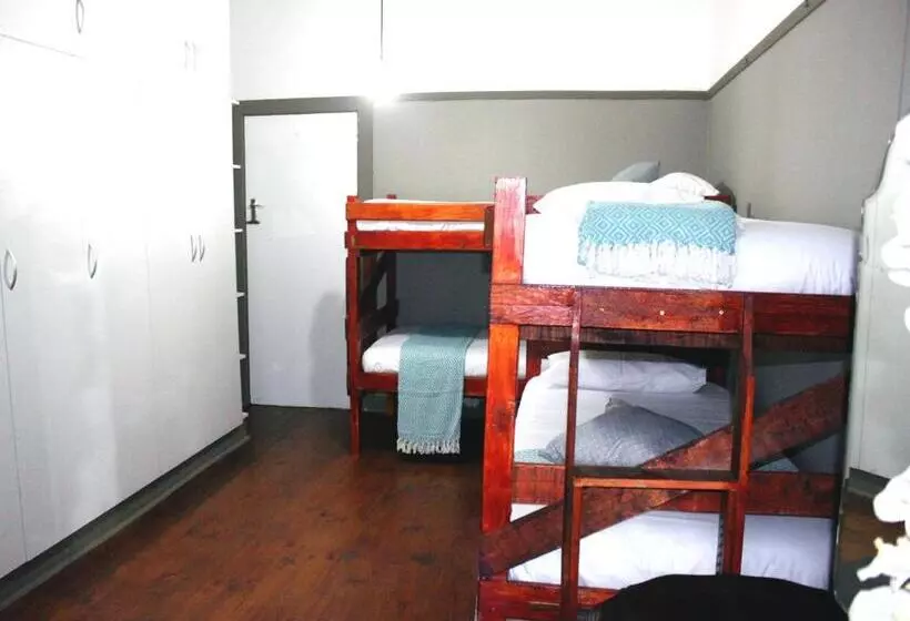 Retkeilymaja Garden Route Stay