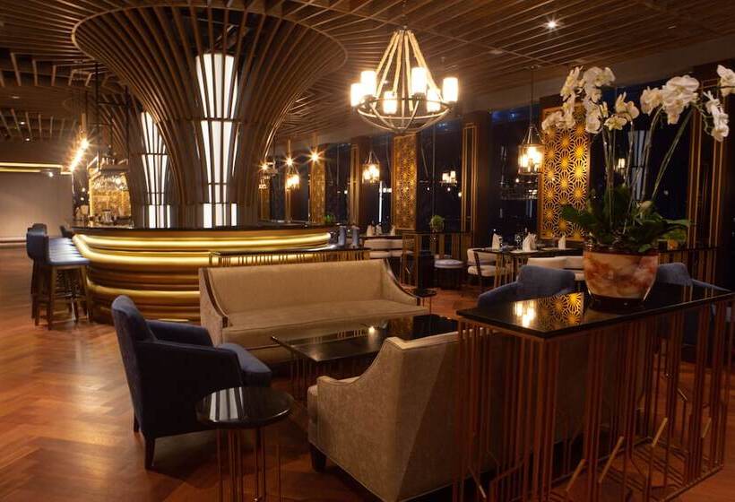 Avenzel Hotel & Convention Cibubur