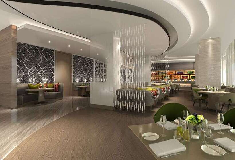 Hotel Doubletree By Hilton Ahmedabad