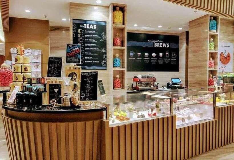 هتل Doubletree By Hilton Ahmedabad