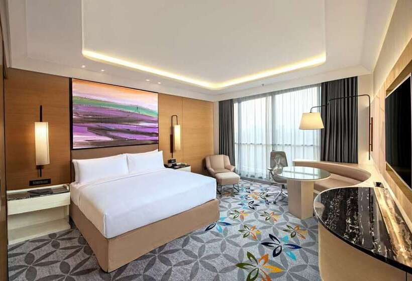 Hotel Doubletree By Hilton Ahmedabad