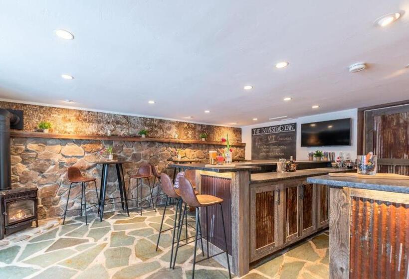 호텔 The Barnstead Inn