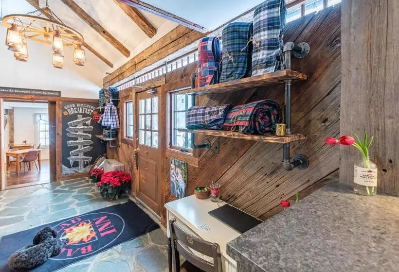 Hotelli The Barnstead Inn