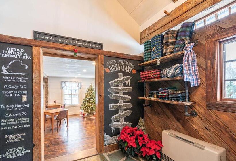 호텔 The Barnstead Inn