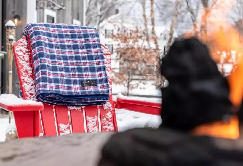 Hotelli The Barnstead Inn