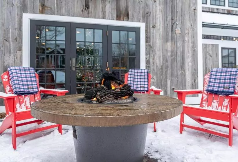 Hotelli The Barnstead Inn