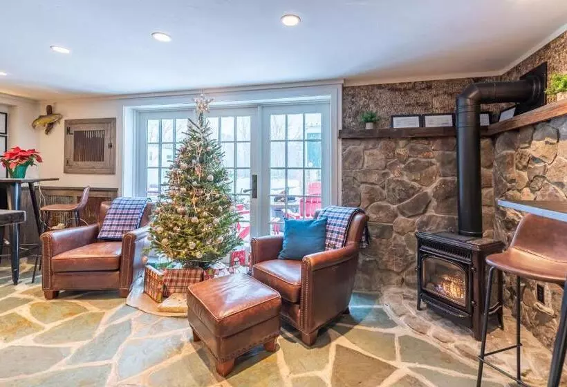 Hotelli The Barnstead Inn