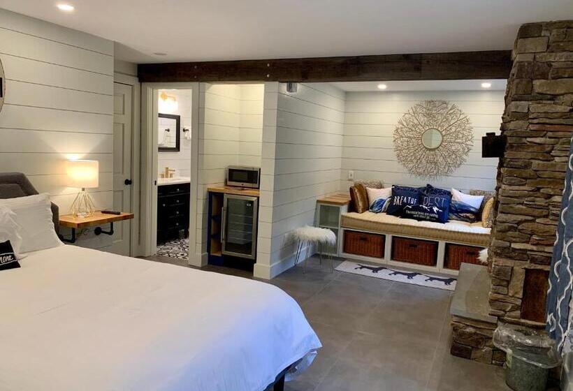 호텔 The Barnstead Inn