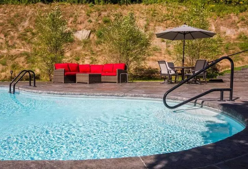 Hotelli The Barnstead Inn