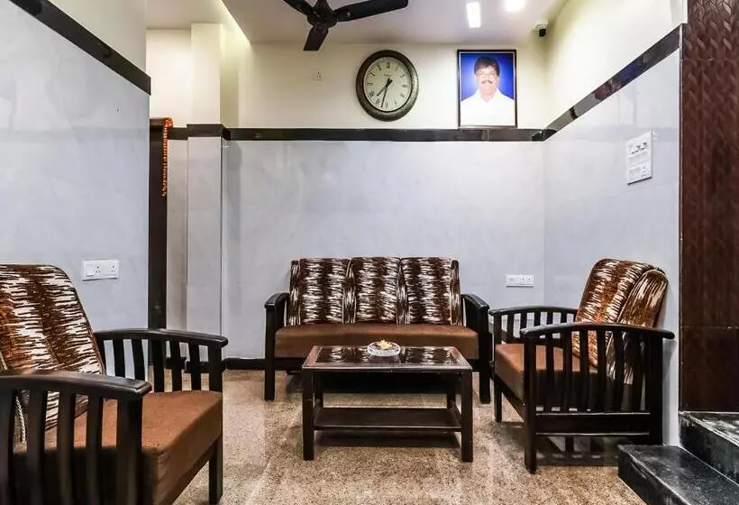 هتل The Elite Inn