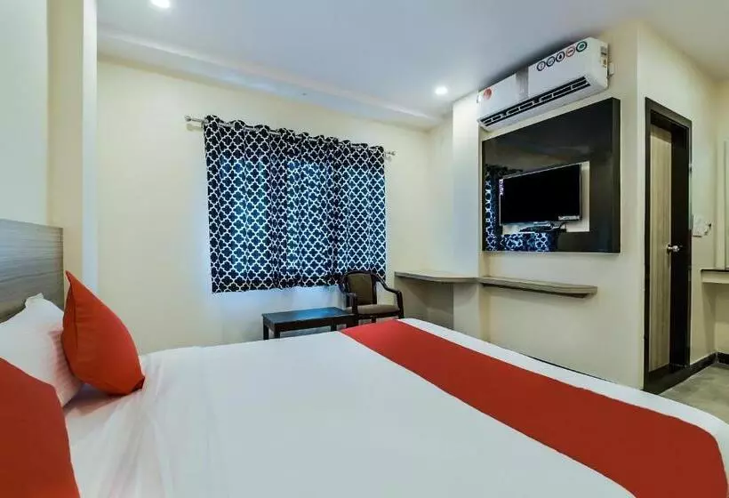 هتل The Elite Inn