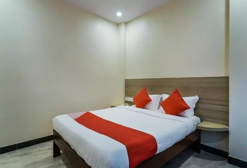 هتل The Elite Inn