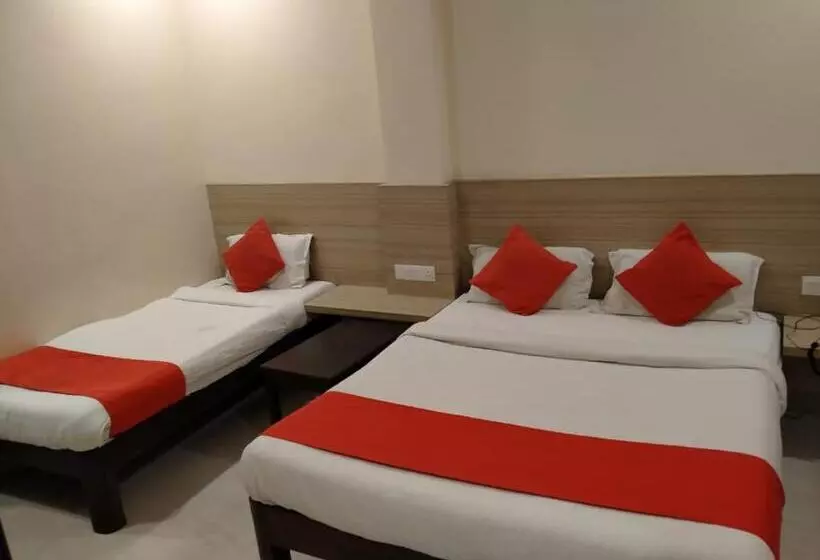 هتل The Elite Inn