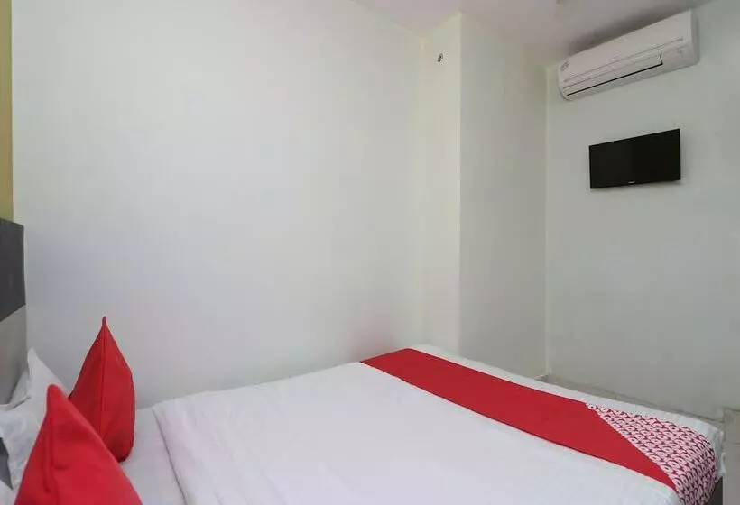 Oyo 4817 Hotel Hill Heights