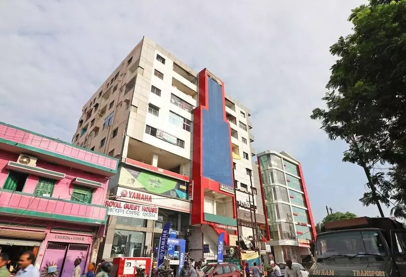 Oyo 4817 Hotel Hill Heights