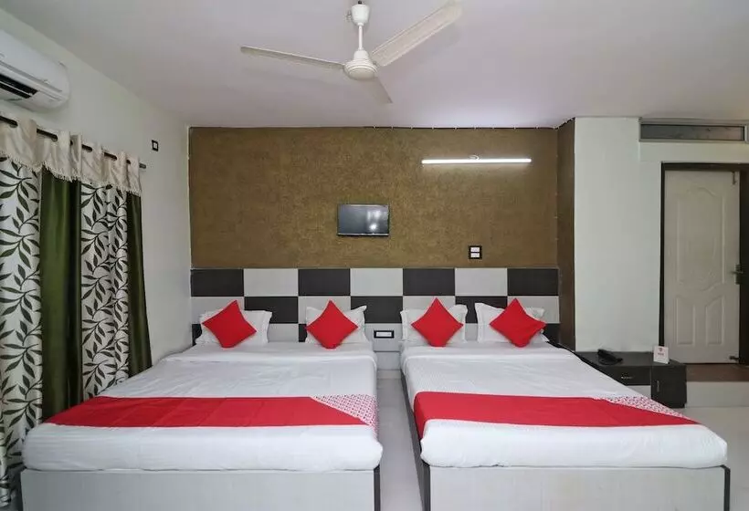 Oyo 4817 Hotel Hill Heights