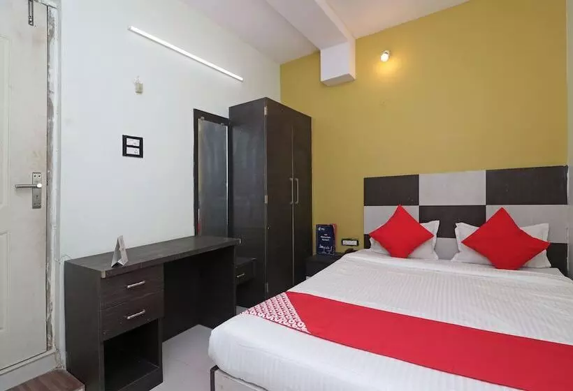 Oyo 4817 Hotel Hill Heights