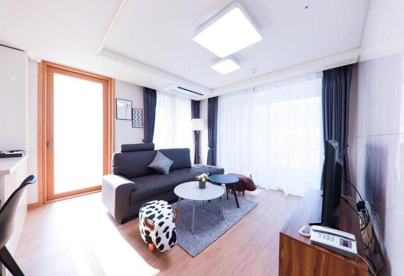 ホテル Geoje Leein Stay