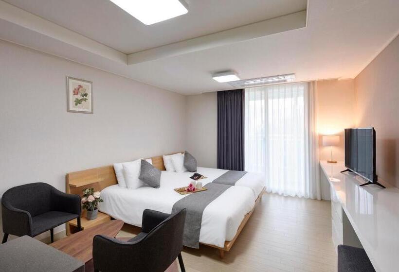 ホテル Geoje Leein Stay
