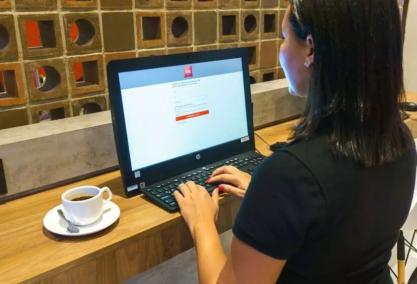 ホテル Ibis Cúcuta