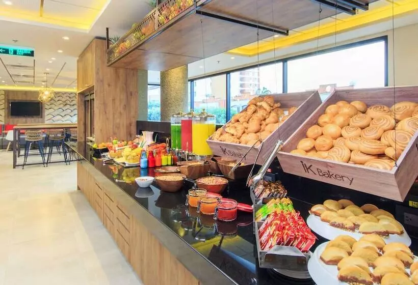 ホテル Ibis Cúcuta