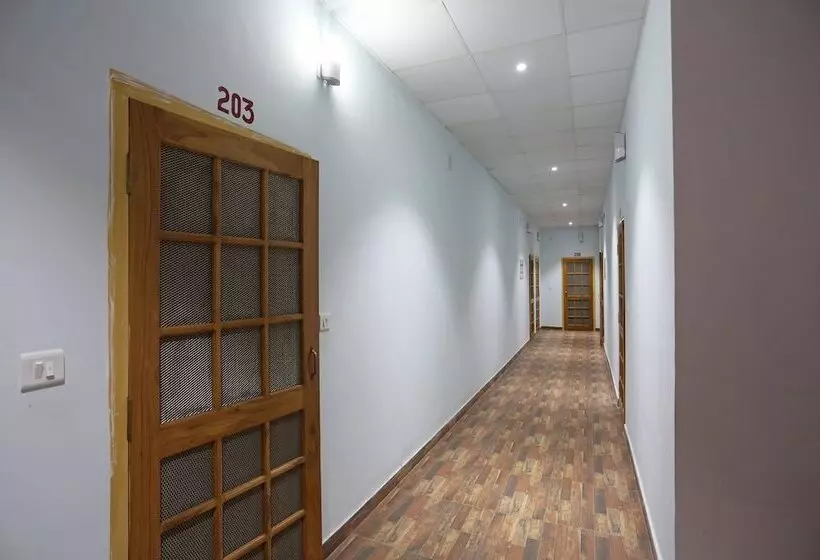 هتل Oyo 19775 Sunita Mount View