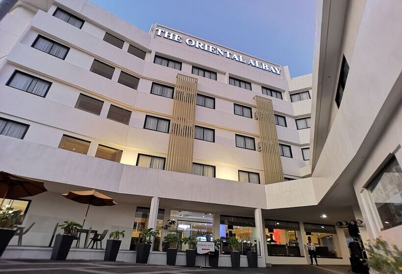 Hotelli Proxy By The Oriental Albay