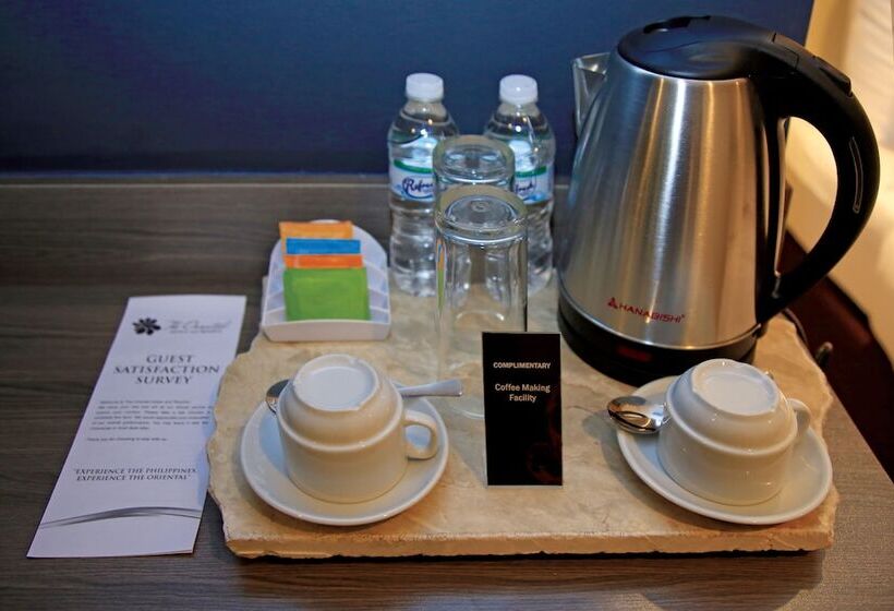 Hotelli Proxy By The Oriental Albay