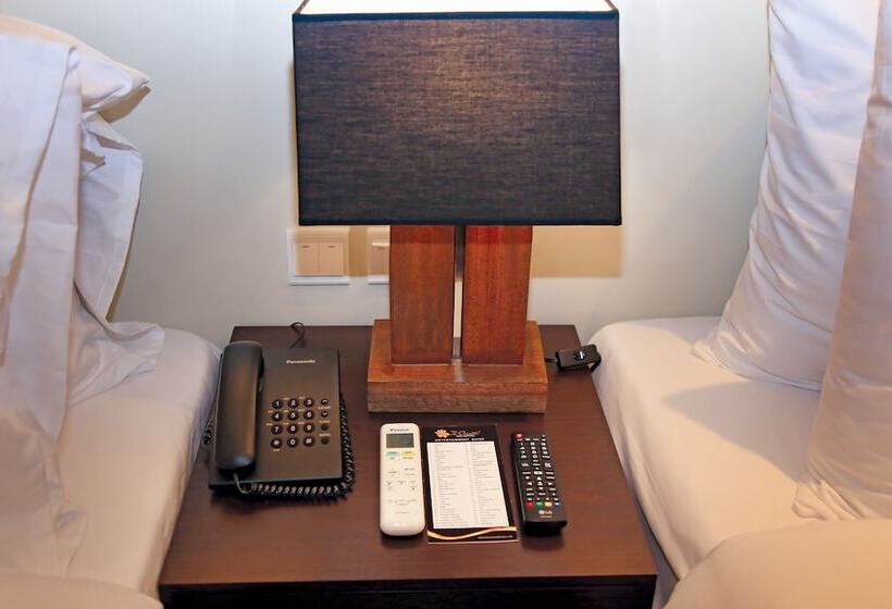 Hotelli Proxy By The Oriental Albay