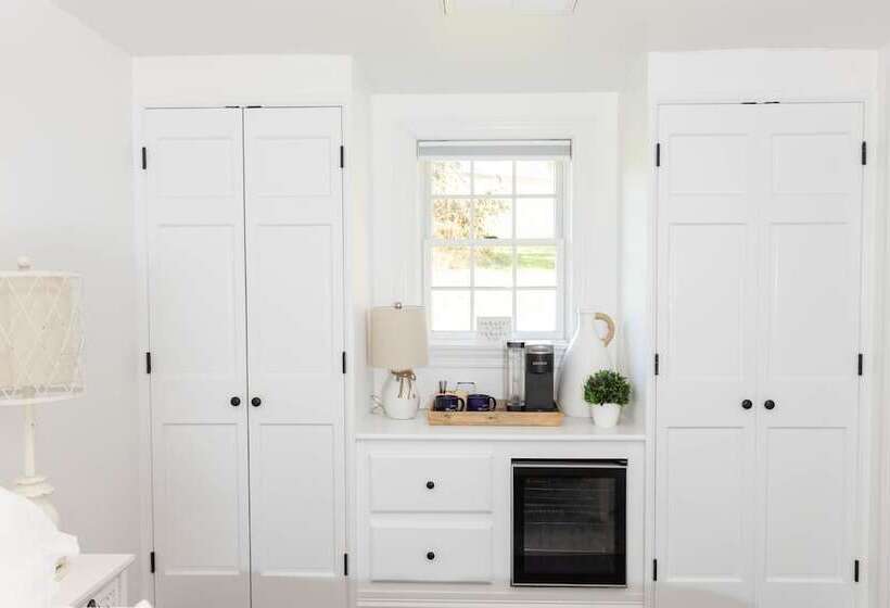 住宿加早餐  The Inn At Whitewing Farm