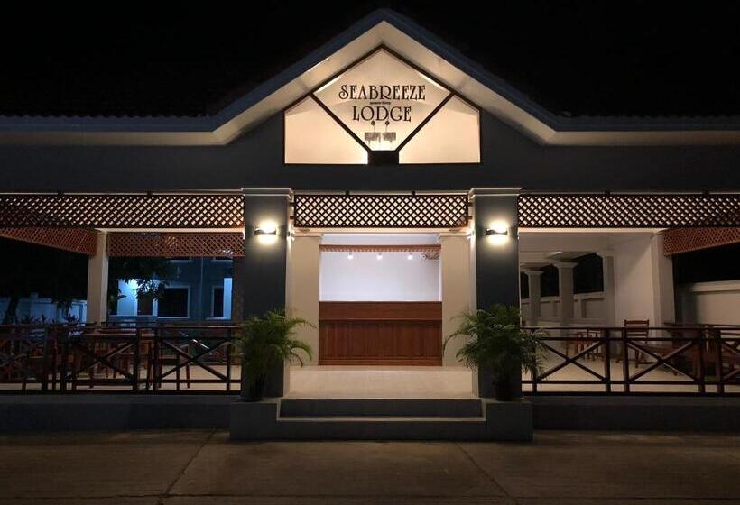 هتل Sea Breeze Lodge Ngapali