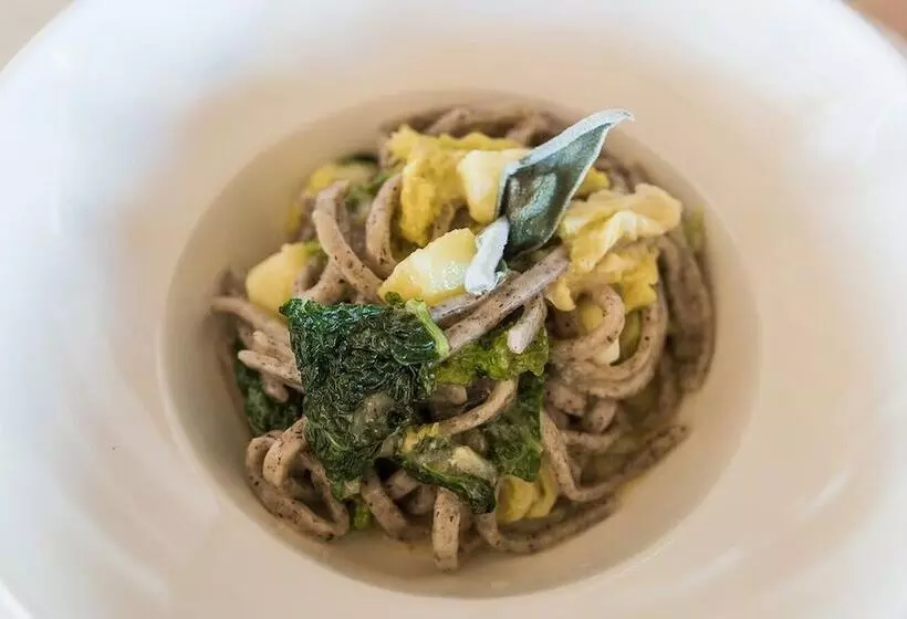 Hotelli Sunny Valley Mountain Lodge