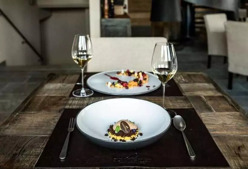 Hotelli Sunny Valley Mountain Lodge