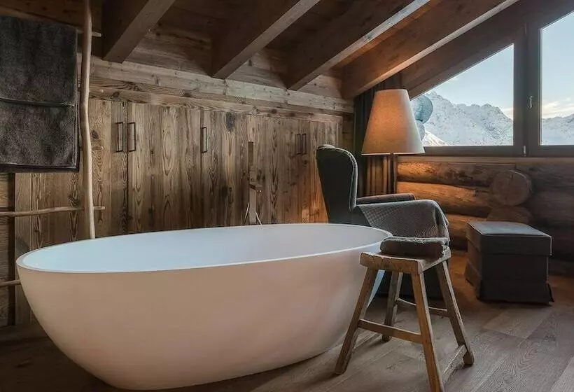 Hotelli Sunny Valley Mountain Lodge