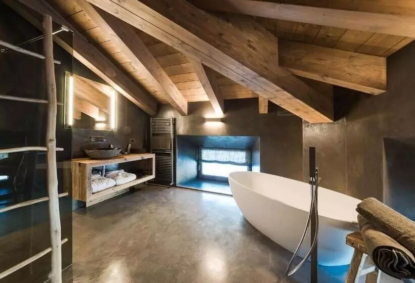 Hotelli Sunny Valley Mountain Lodge