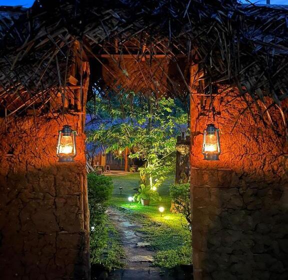 Пансион Hasthi Safari Cottage