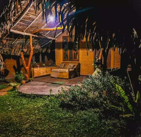 Majatalo Hasthi Safari Cottage